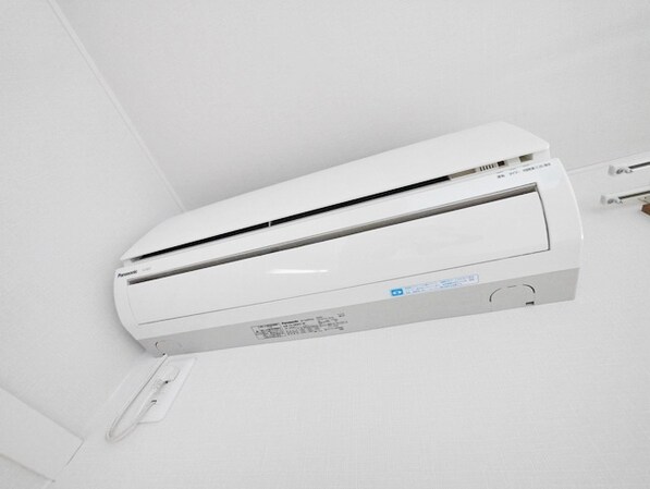 セレーヌ仲町台Aの物件内観写真